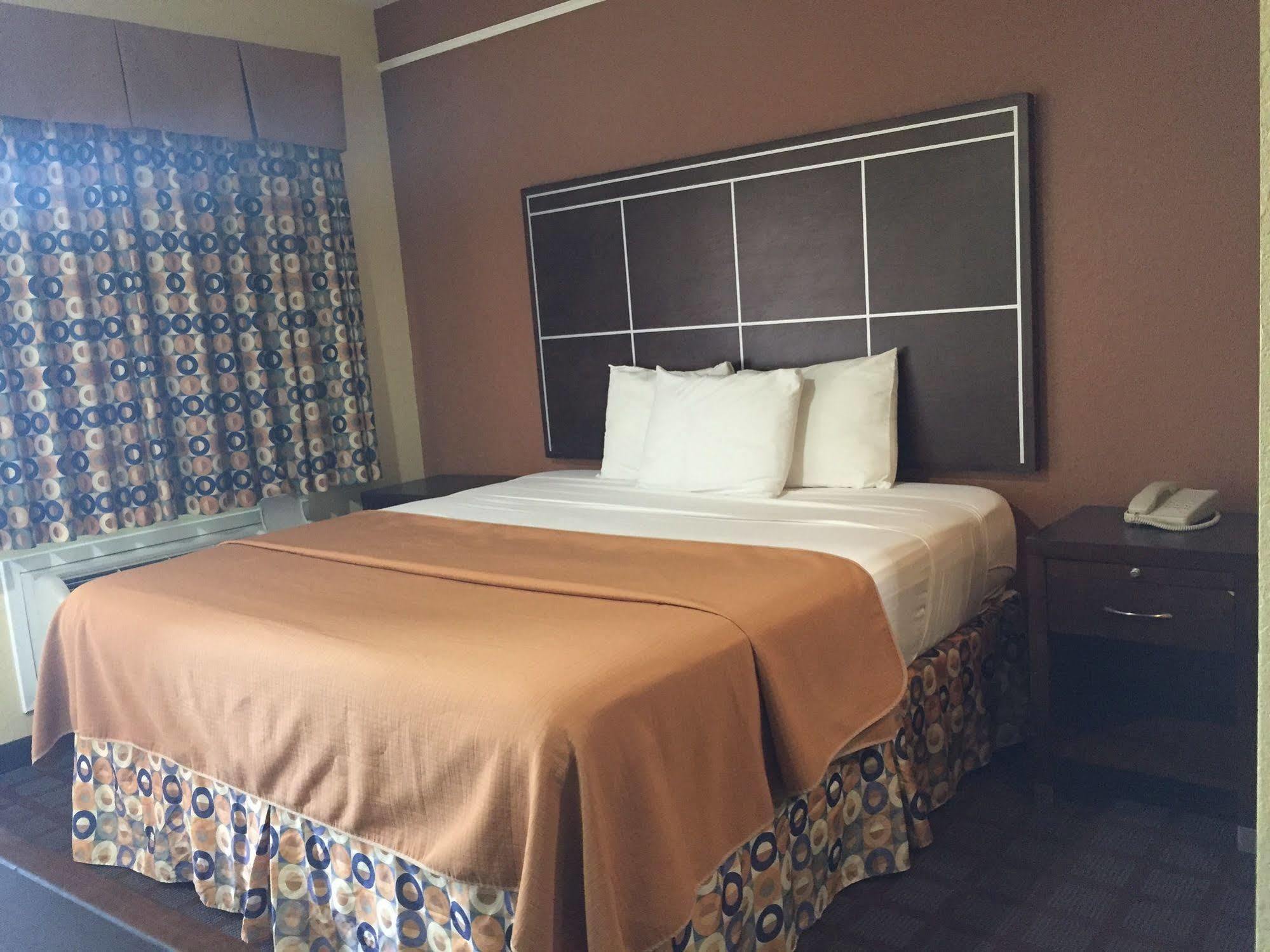 Highlands Suites Экстерьер фото